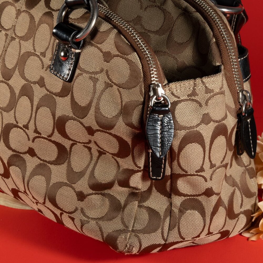 Coach Penelope B1070-F146 Light Brown Signature Jacquard 3 Sections Shoulder Bag - Picture 10 of 11